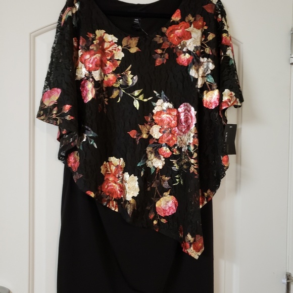 Party dress - Picture 2 of 2